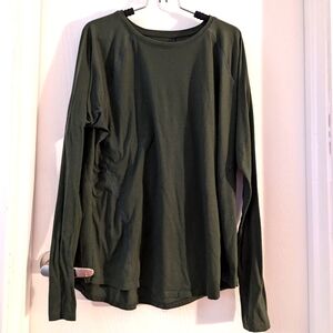 Like new Tek Gear yoga top